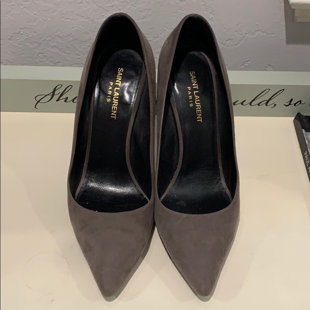 Saint Laurent Grey Pumps